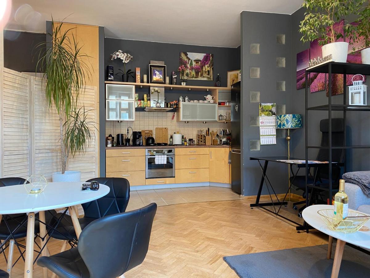 Apartament Przy Plazy W Centrum Gdyni - Prywatny Parking! Gdynia Buitenkant foto