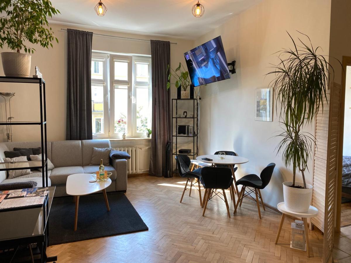 Apartament Przy Plazy W Centrum Gdyni - Prywatny Parking! Gdynia Buitenkant foto