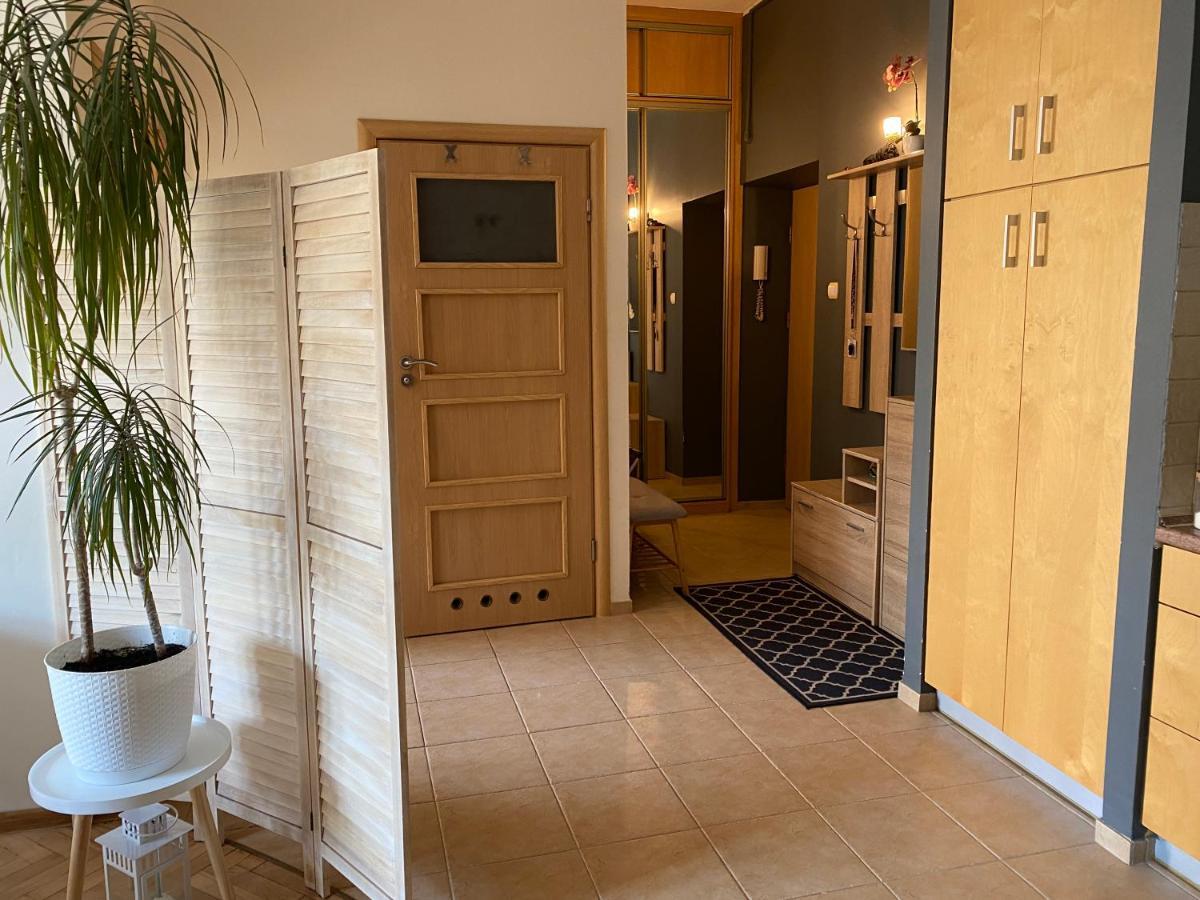 Apartament Przy Plazy W Centrum Gdyni - Prywatny Parking! Gdynia Buitenkant foto